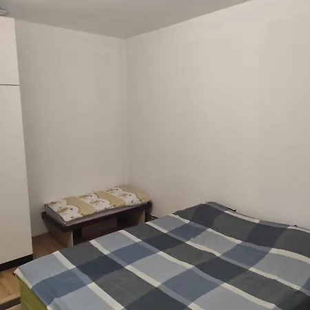Apartment Mini Hill